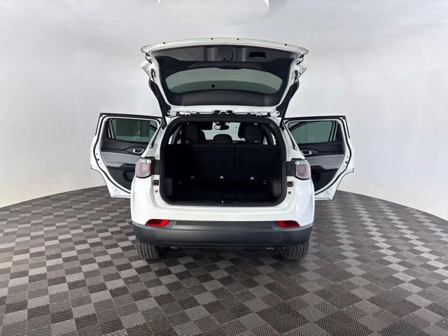 Used 2023 White Jeep Sport image 17