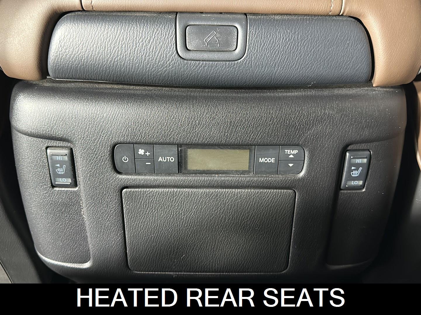 Used 2023 Coulis Red Pearl Nissan Platinum image 9