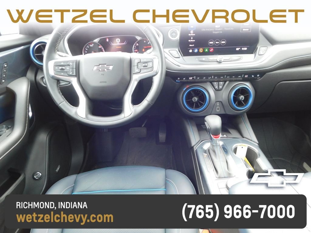 Used 2025 Gray Chevrolet RS image 16