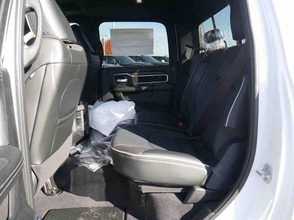 New 2026 Bright White Clear-Coat Exterior Paint RAM LARAMIE image 19