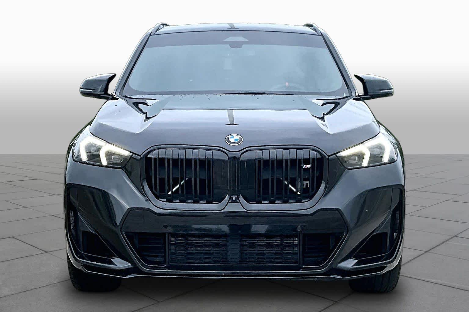 Used 2024 Black Sapphire Metallic BMW M35i image 3
