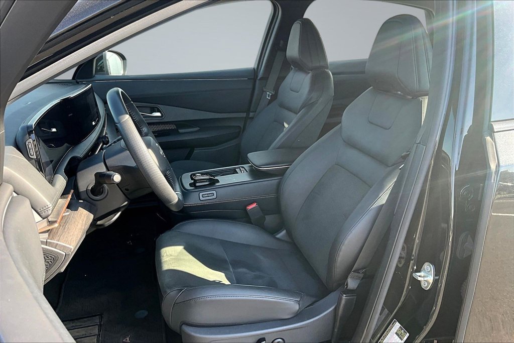 Used 2024 Black Nissan ENGAGE e-4ORCE image 21