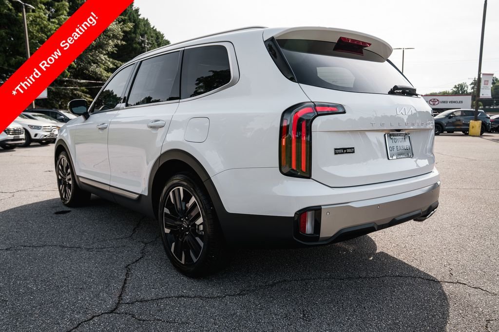 Used 2025 White Pearl Kia SX image 5
