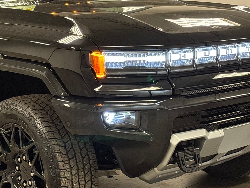 Used 2026 Black GMC 2X image 3