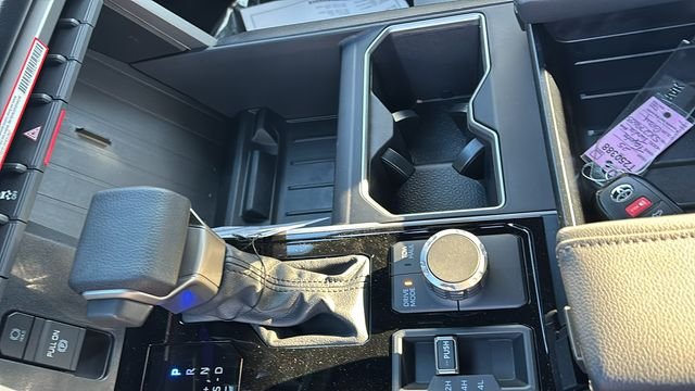 2025 Toyota Tundra SR5 - Photo 39