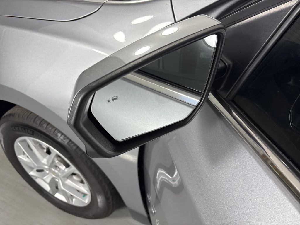 Used 2024 Gray Chevrolet LT image 27