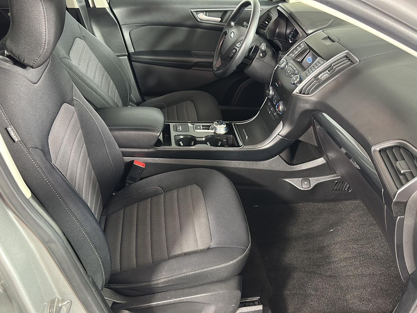 Used 2019 Ingot Silver Ford SE image 6
