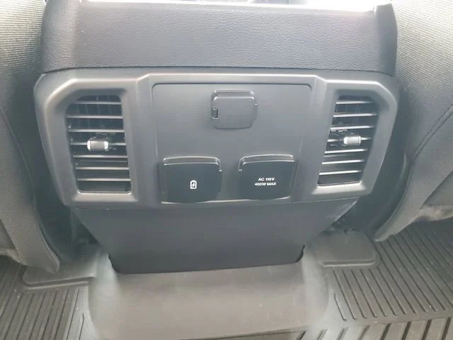Used 2018 Oxford White Ford XL image 26