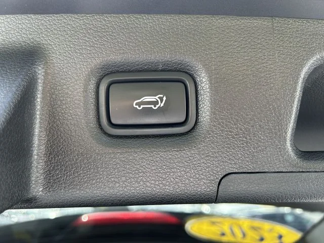Used 2023 Gray Hyundai SEL image 16