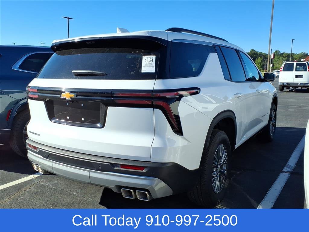 Used 2026 Summit White Chevrolet LT image 6