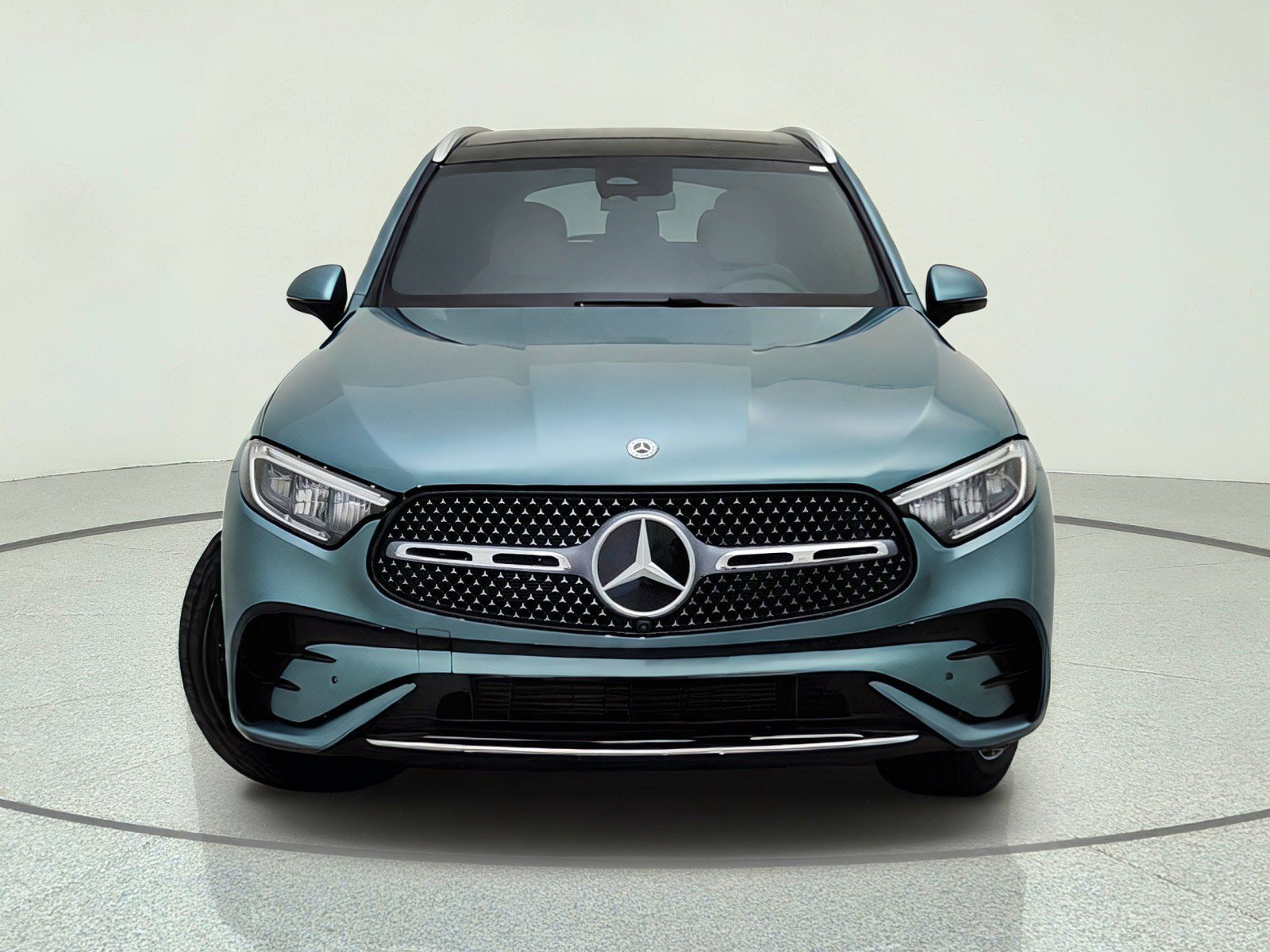 New 2026 Verde Silver Metallic Mercedes-Benz GLC 300 SUV image 31