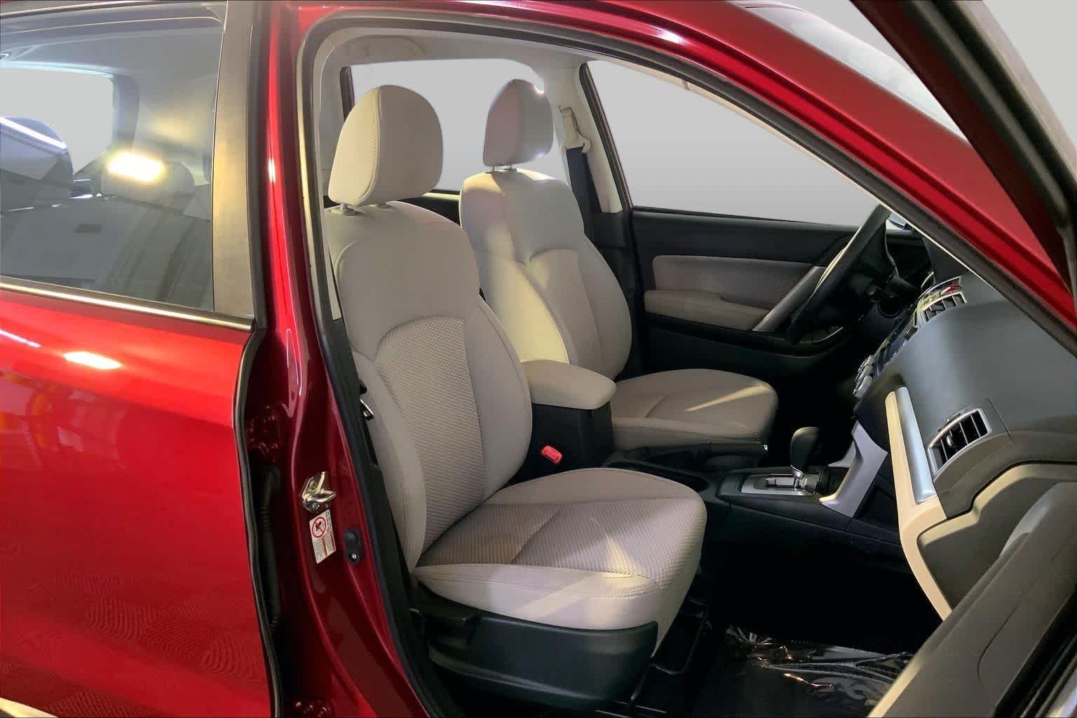 Used 2018 Venetian Red Pearl Subaru  image 8