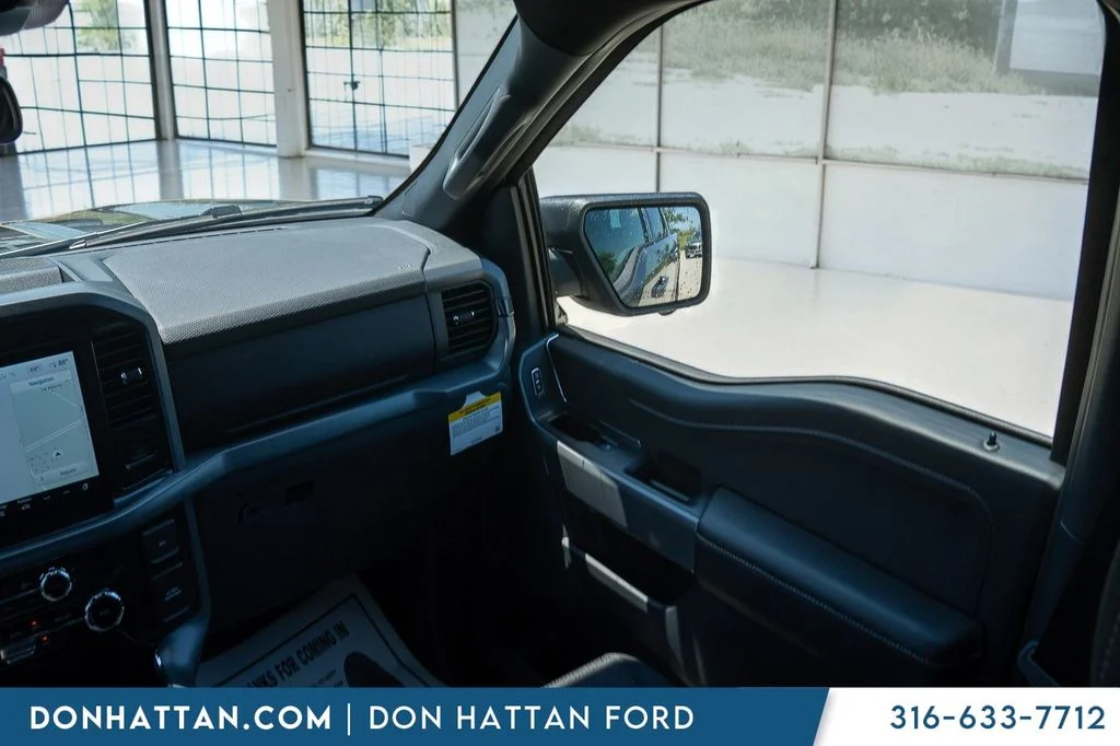 New 2026 Carbonized Gray Metallic Ford XLT image 14