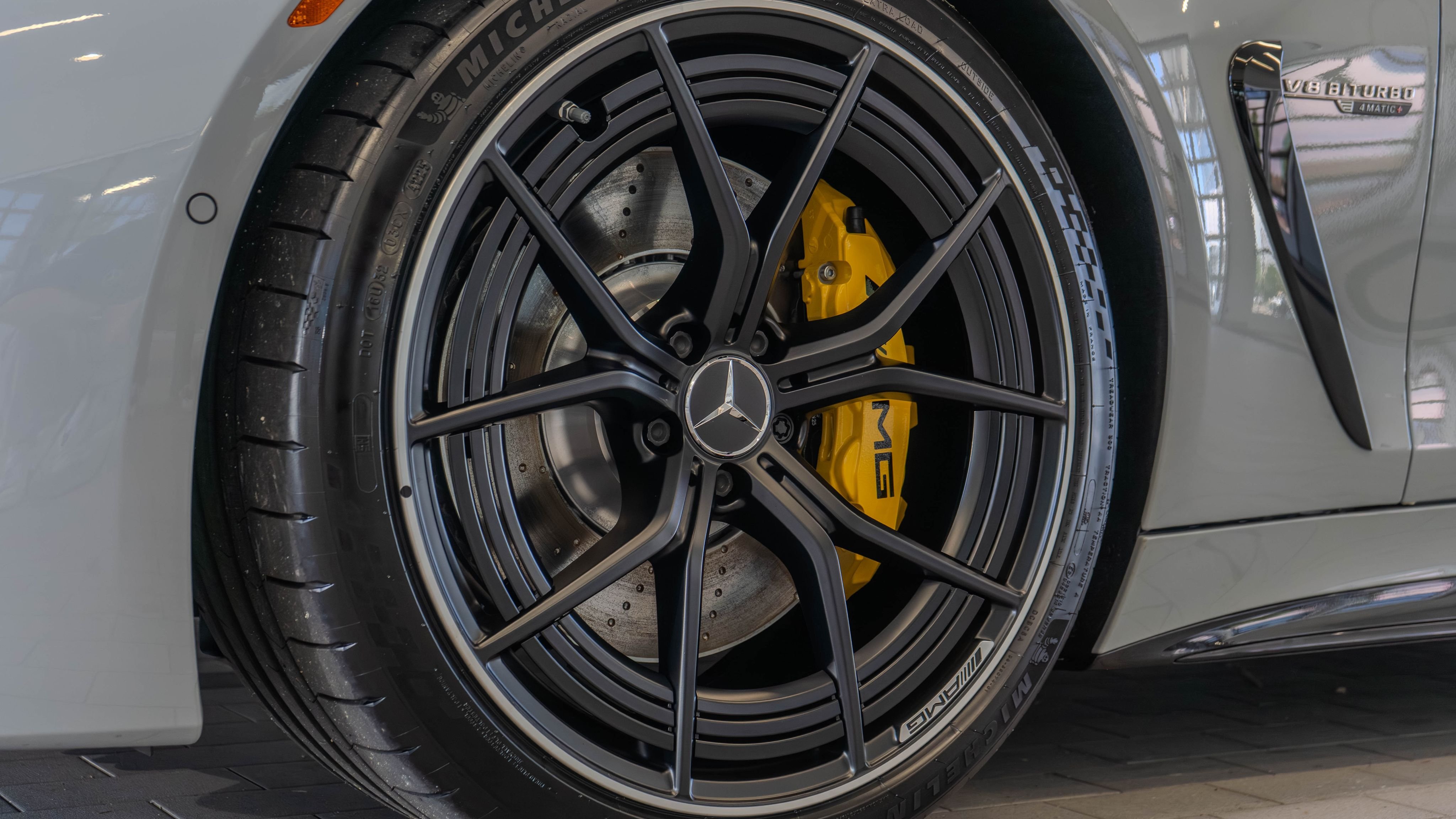 New 2026 MANUFAKTUR Alpine Grey Mercedes-Benz Base image 31
