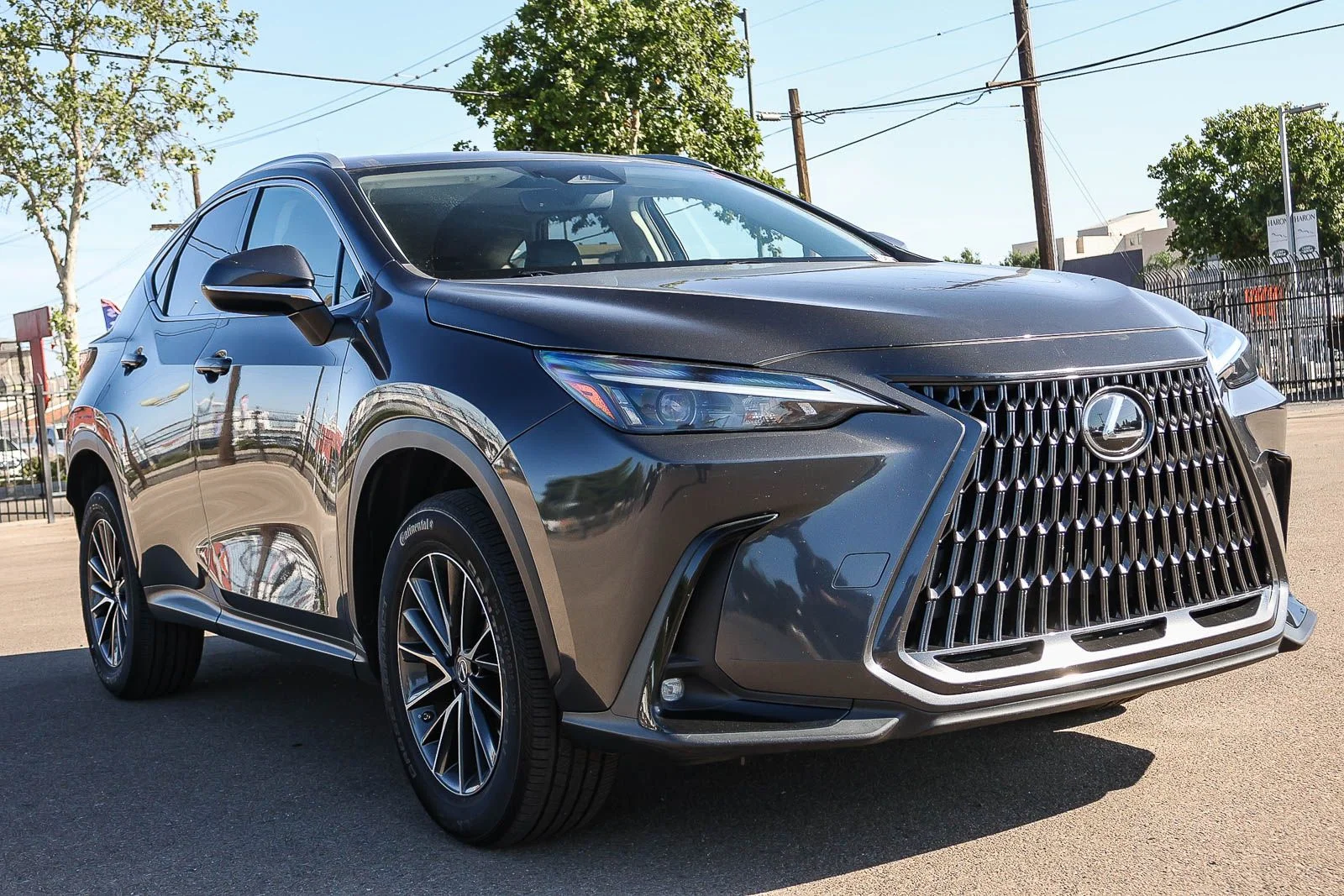 Used 2022 Gray Lexus 350h Base image 3