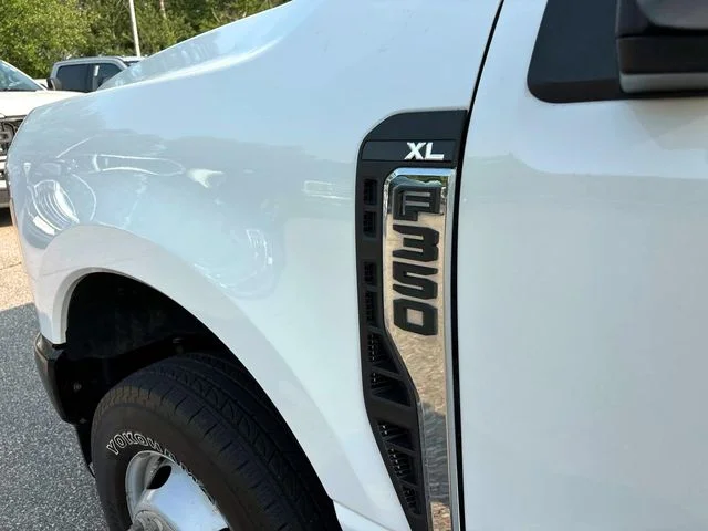 Used 2023 White Ford XL image 8