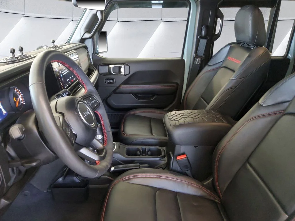 Used 2024 Gray Jeep Rubicon X image 7