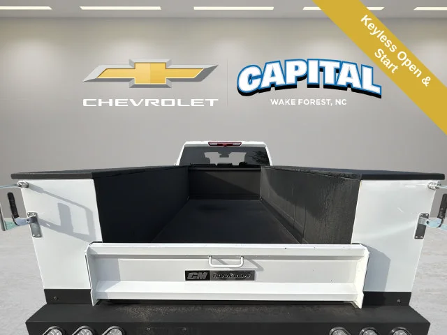Used 2025 Summit White Chevrolet LT image 35