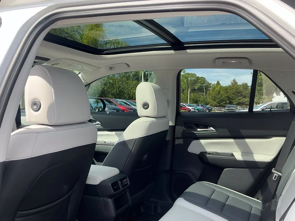 Used 2025  Honda Touring image 30