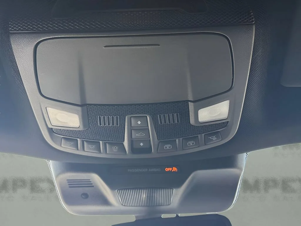 Used 2024  Ford Limited image 21