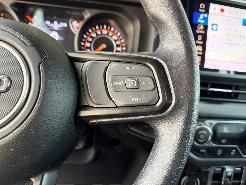 Used 2025 Black Jeep Nighthawk image 25