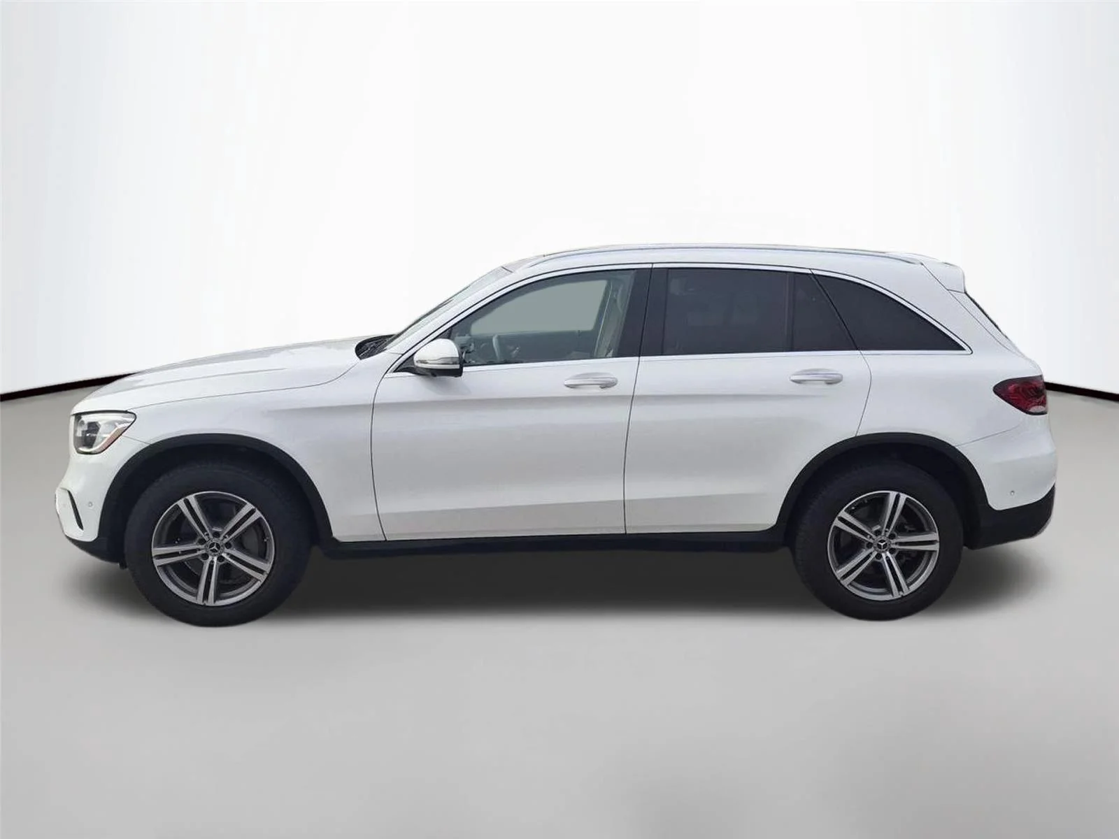 Used 2021 Polar White Mercedes-Benz GLC 300 image 2