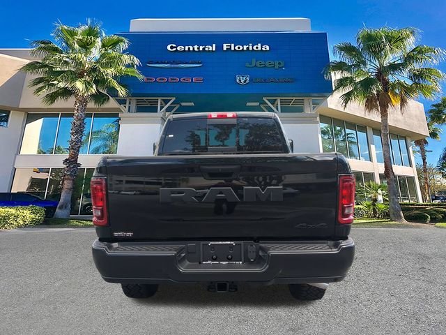 New 2026 Diamond Black Crystal Pearl-Coat Exterior Paint RAM Tradesman image 6