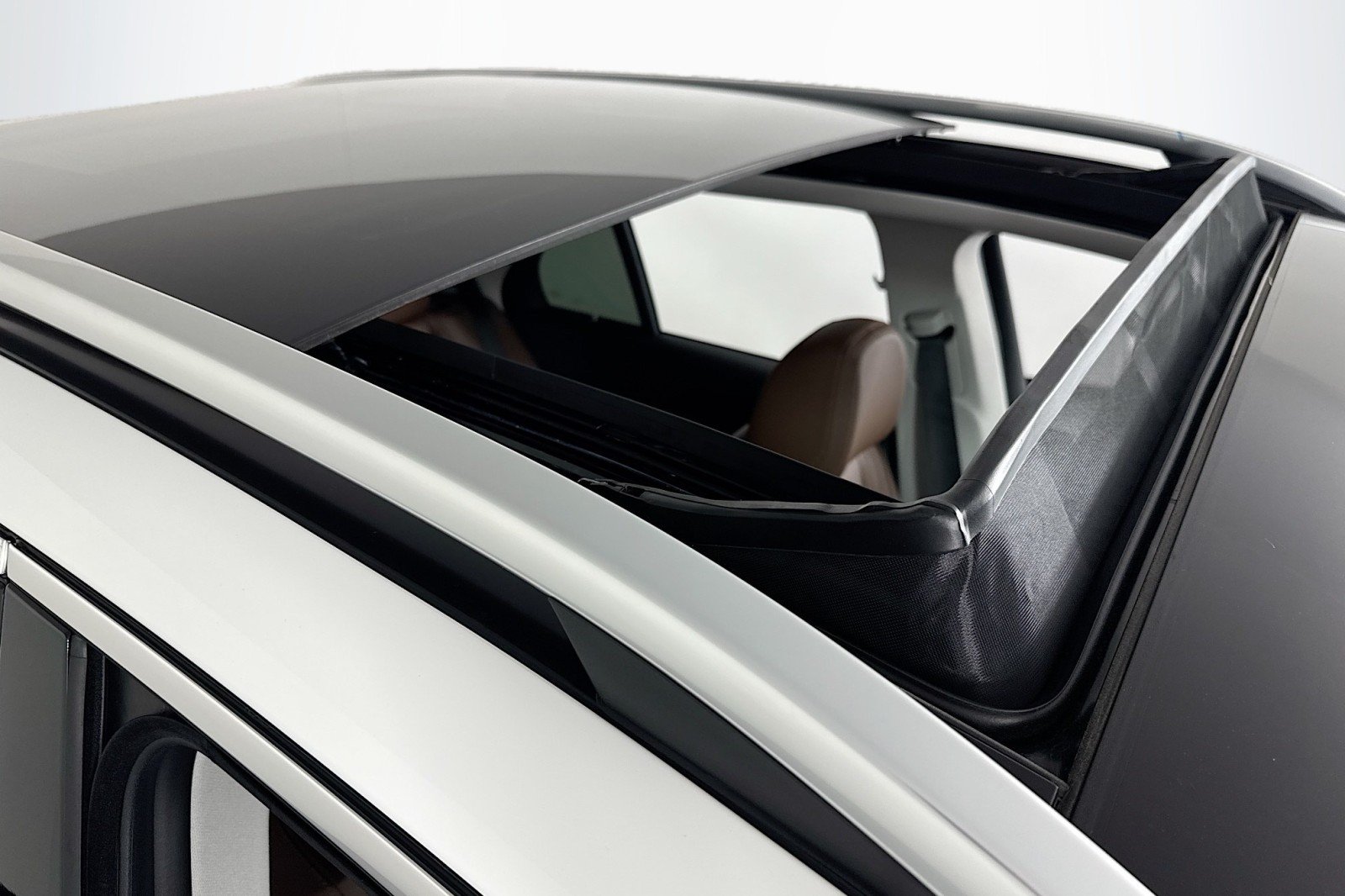 New 2026 Polar White Mercedes-Benz GLE 350 4MATIC® SUV image 21