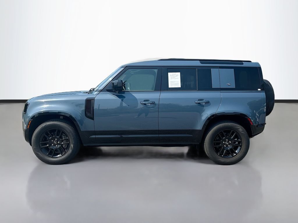 2022 Land Rover Defender X-Dynamic SE - Photo 6