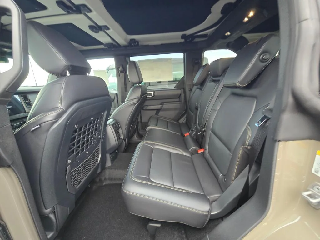 New 2025 Marsh Gray Ford Badlands® image 12