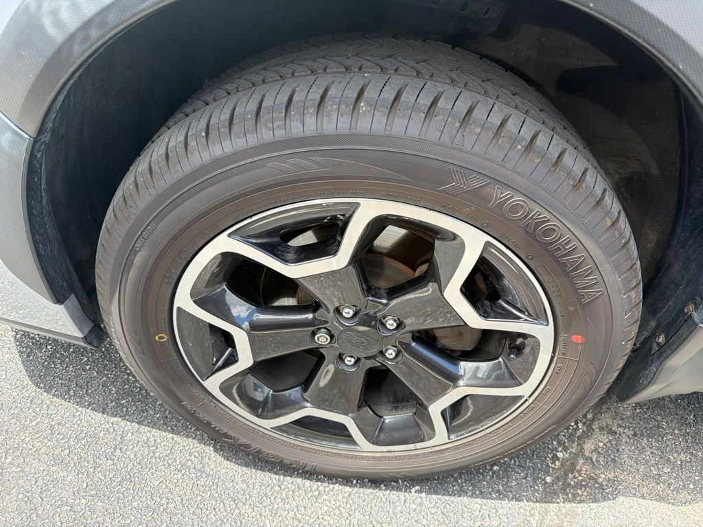 Used 2015 Silver Subaru 2.0i Premium image 4