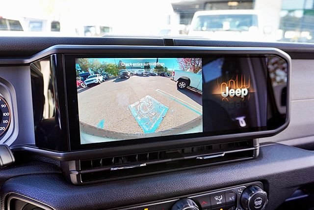 New 2026 Bright White Clear-Coat Exterior Paint Jeep Sport S image 34