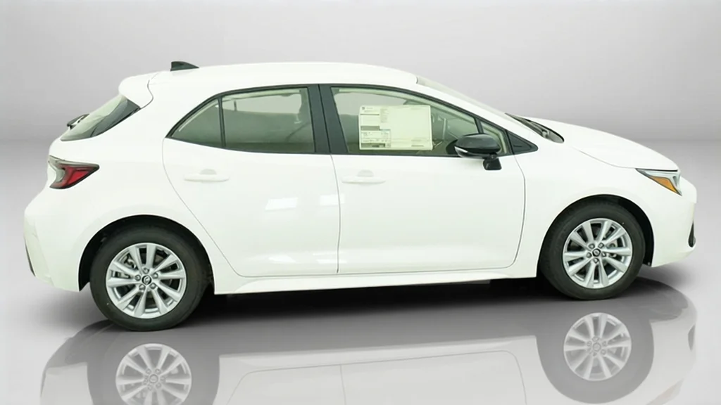 New 2027 Ice Cap Toyota SE image 7