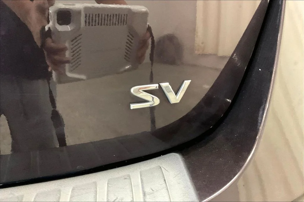 Used 2011 Black Nissan SV image 7