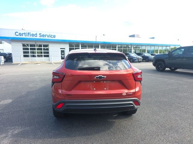 Used 2024 Red Chevrolet 1RS image 3
