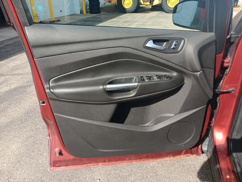 Used 2015 Sunset Ford SE image 14