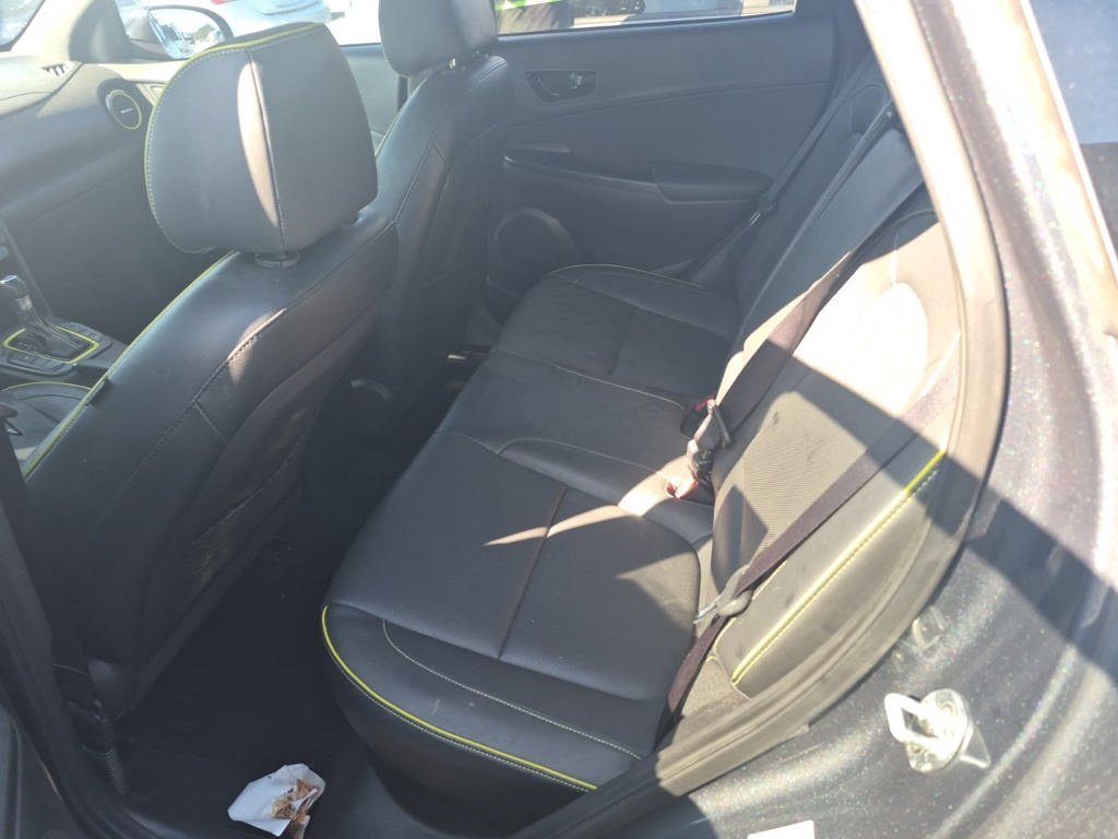 Used 2018 Gray Hyundai Ultimate image 9