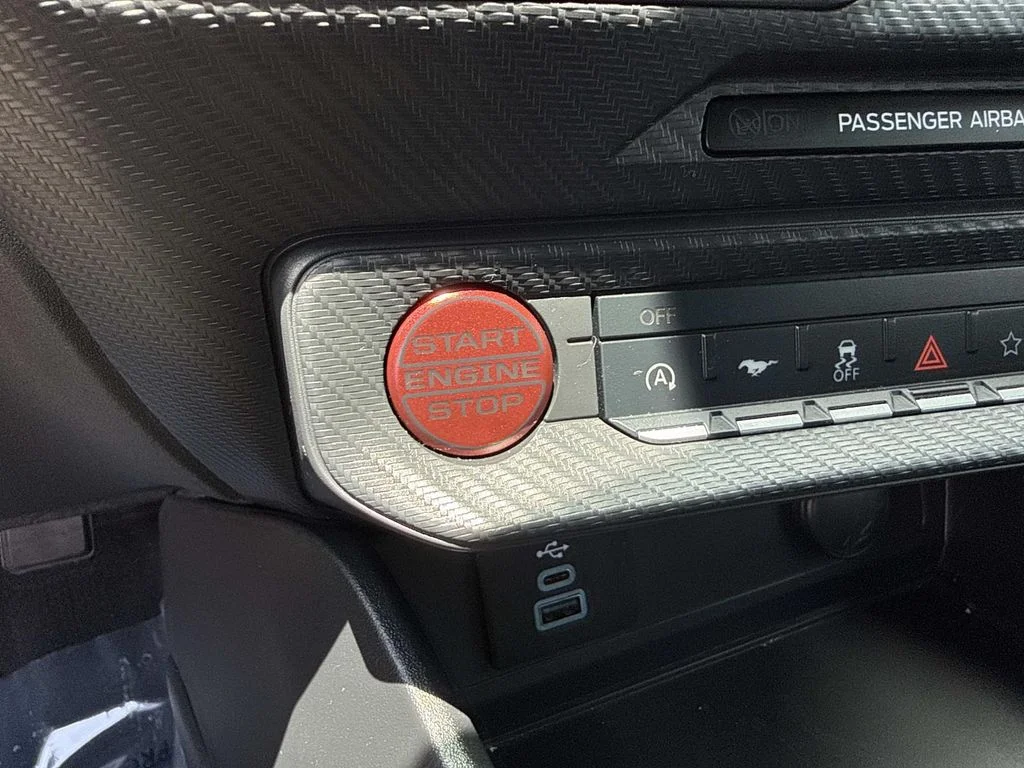 Used 2025 Yellow Ford EcoBoost image 24