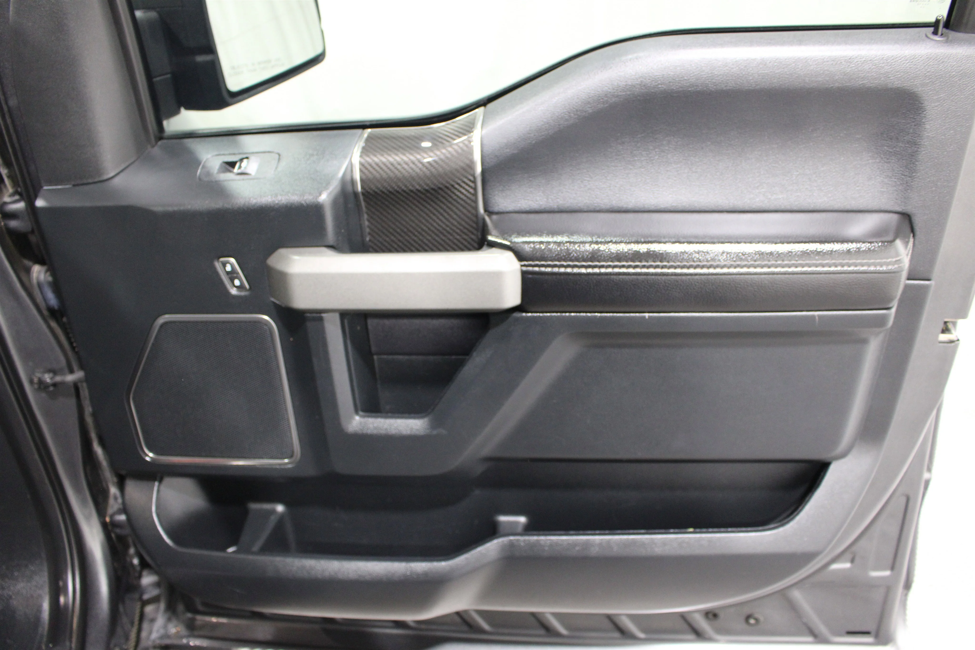2019 Ford F-150 Raptor - Photo 29