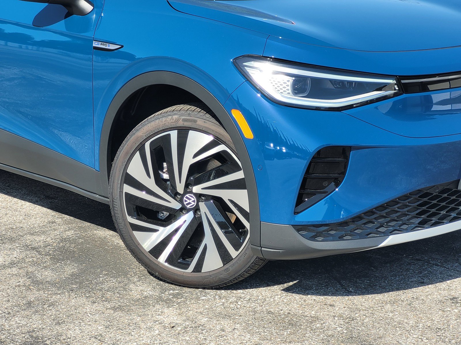New 2026 Blue Volkswagen Pro S Plus image 3