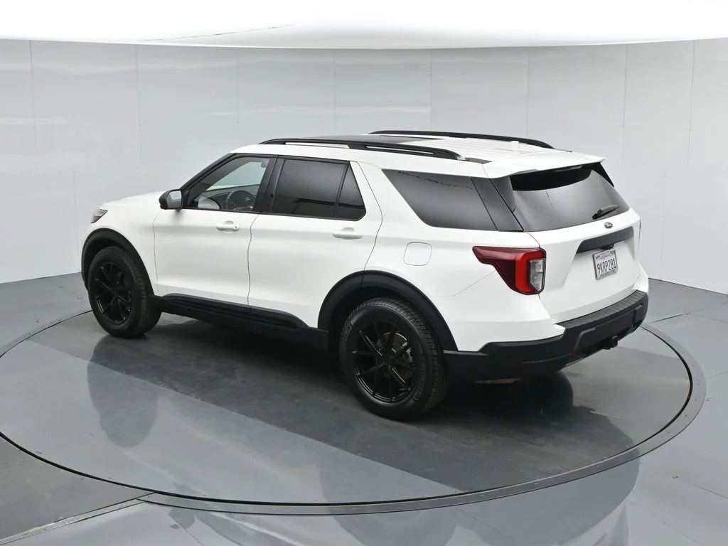 Used 2022 White Ford Timberline image 47