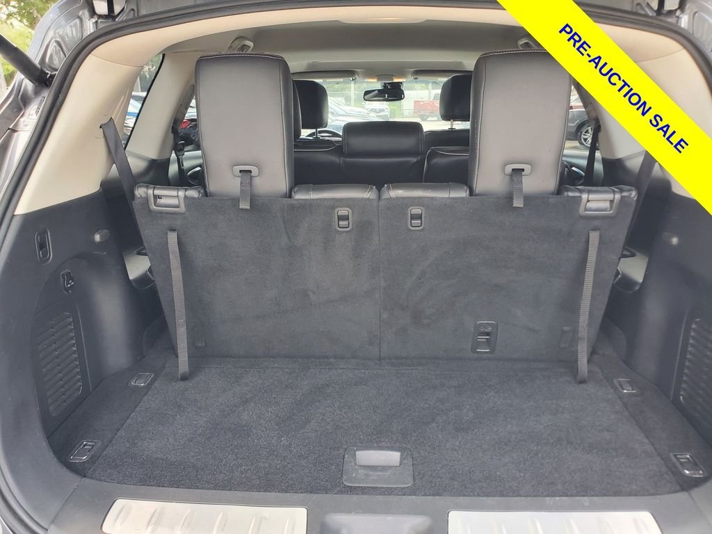 Used 2016 Gray INFINITI Base image 8