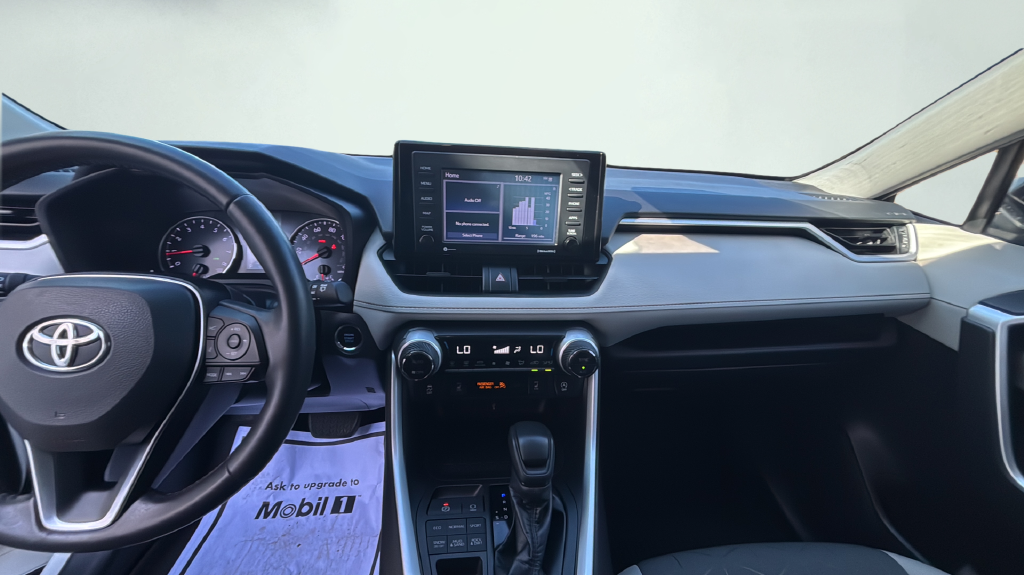 Certified Used 2021 White Toyota XLE image 27