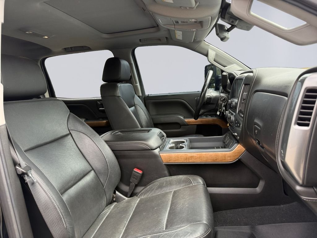 Used 2019 Black Chevrolet LTZ image 19