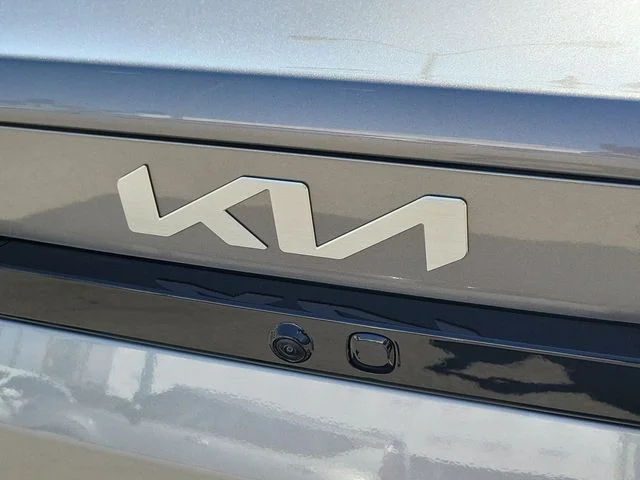Certified Used 2025 Steel Gray Kia LXS image 27