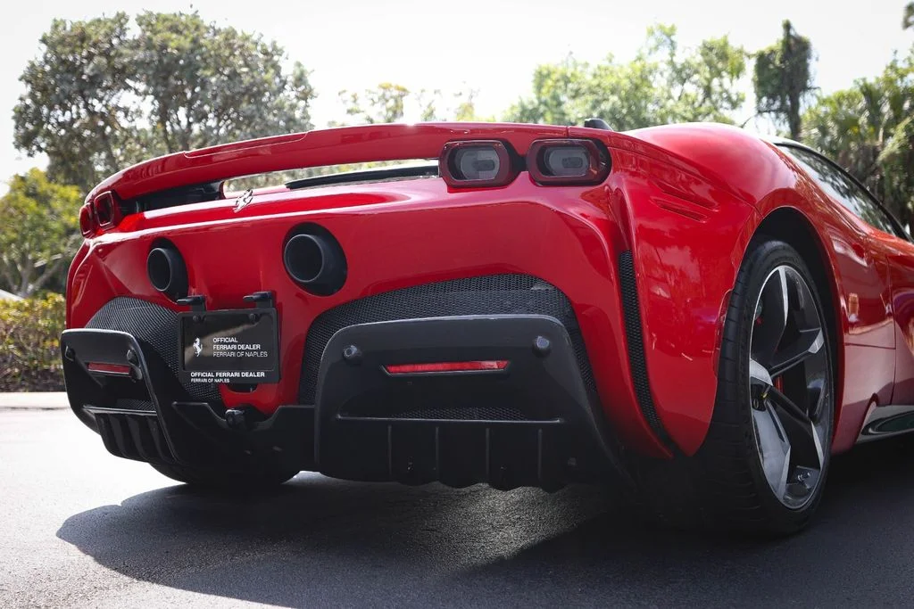 Used 2021 Red Ferrari Base image 15