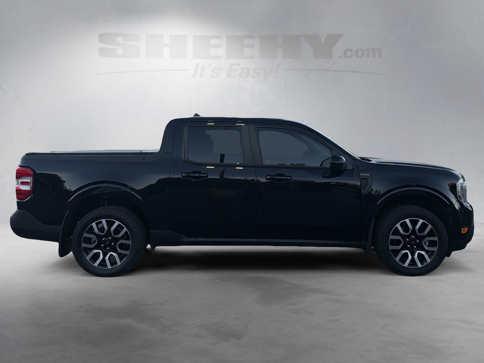 Used 2022 Black Ford Lariat image 6