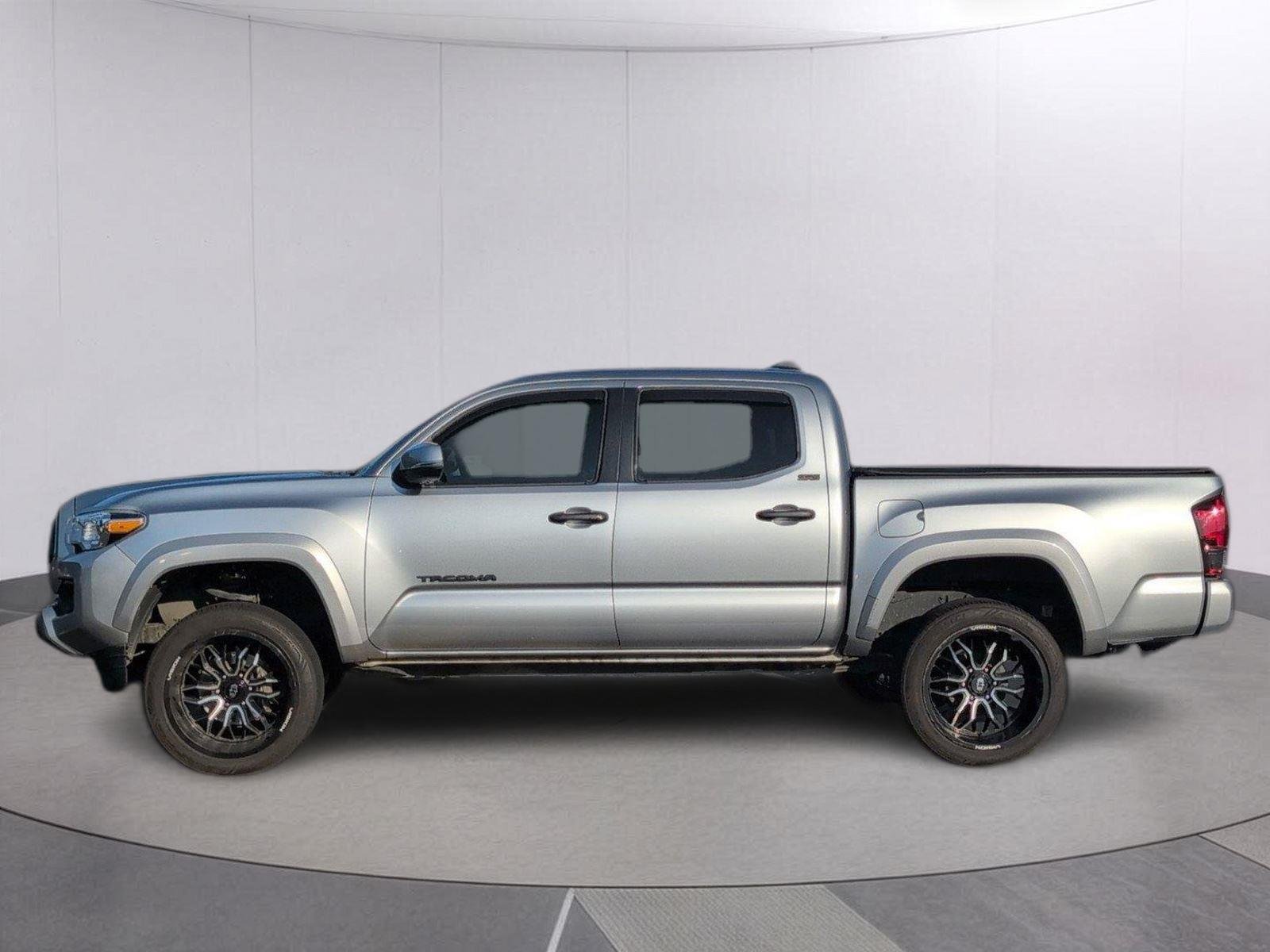 Used 2022 Celestial Silver Metallic Toyota SR5 V6 image 2