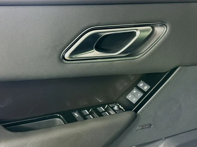 New 2026 Zadar Grey Land Rover P250 Base image 20
