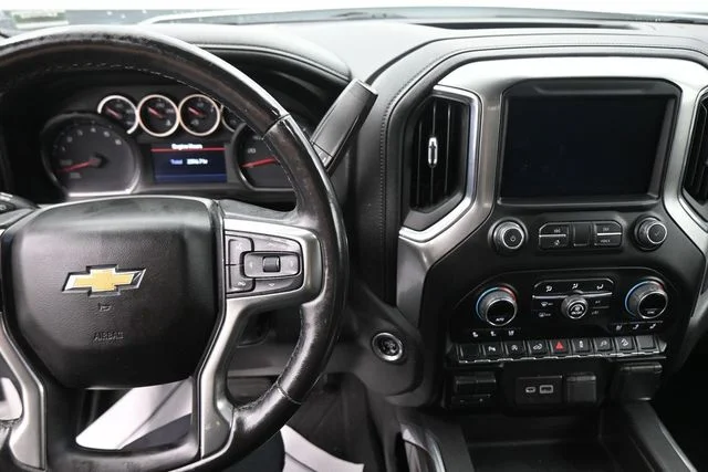 Used 2021 White Chevrolet LTZ image 28